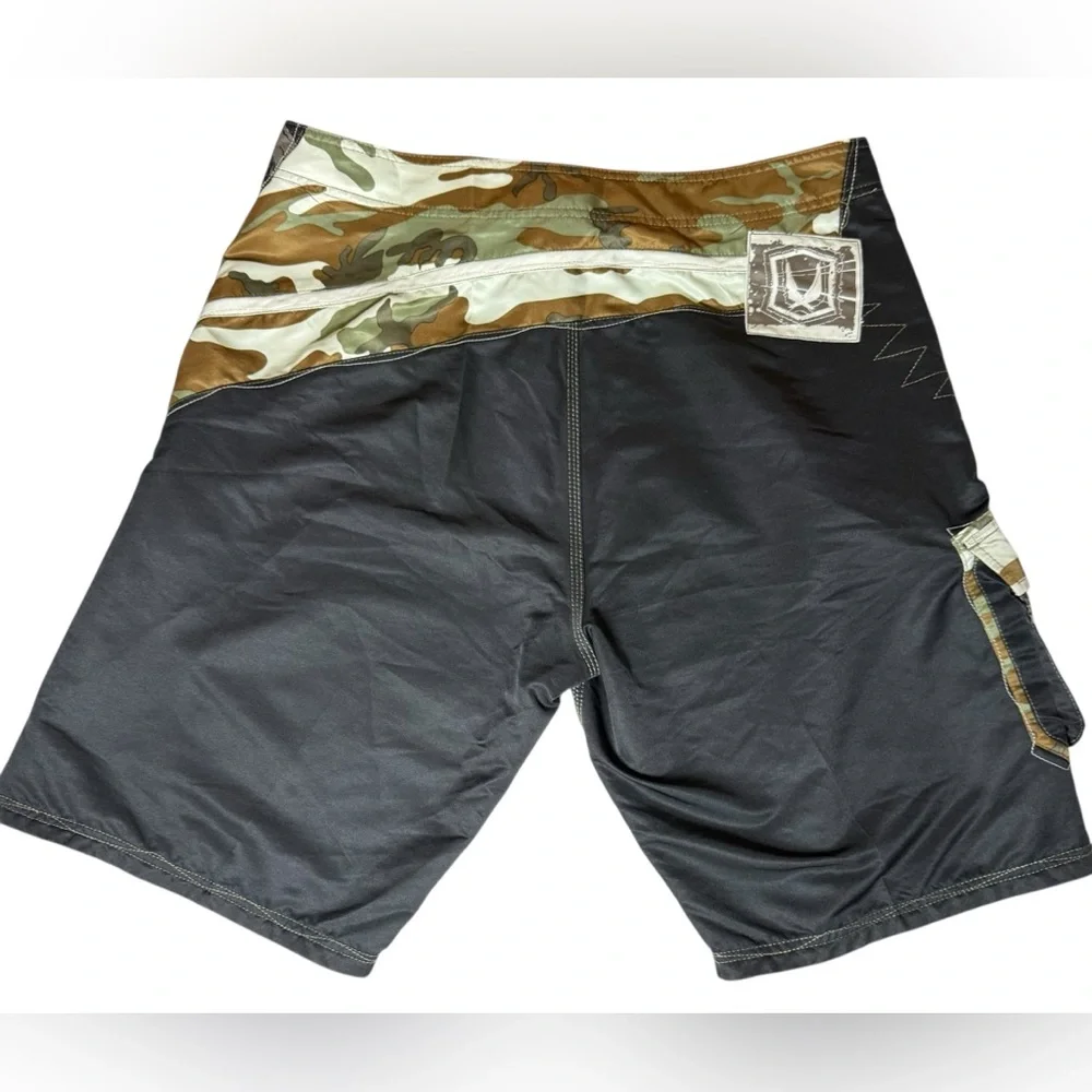 REDSAND Men’s  Military Camouflage Army Board Shorts | Swim Size 38